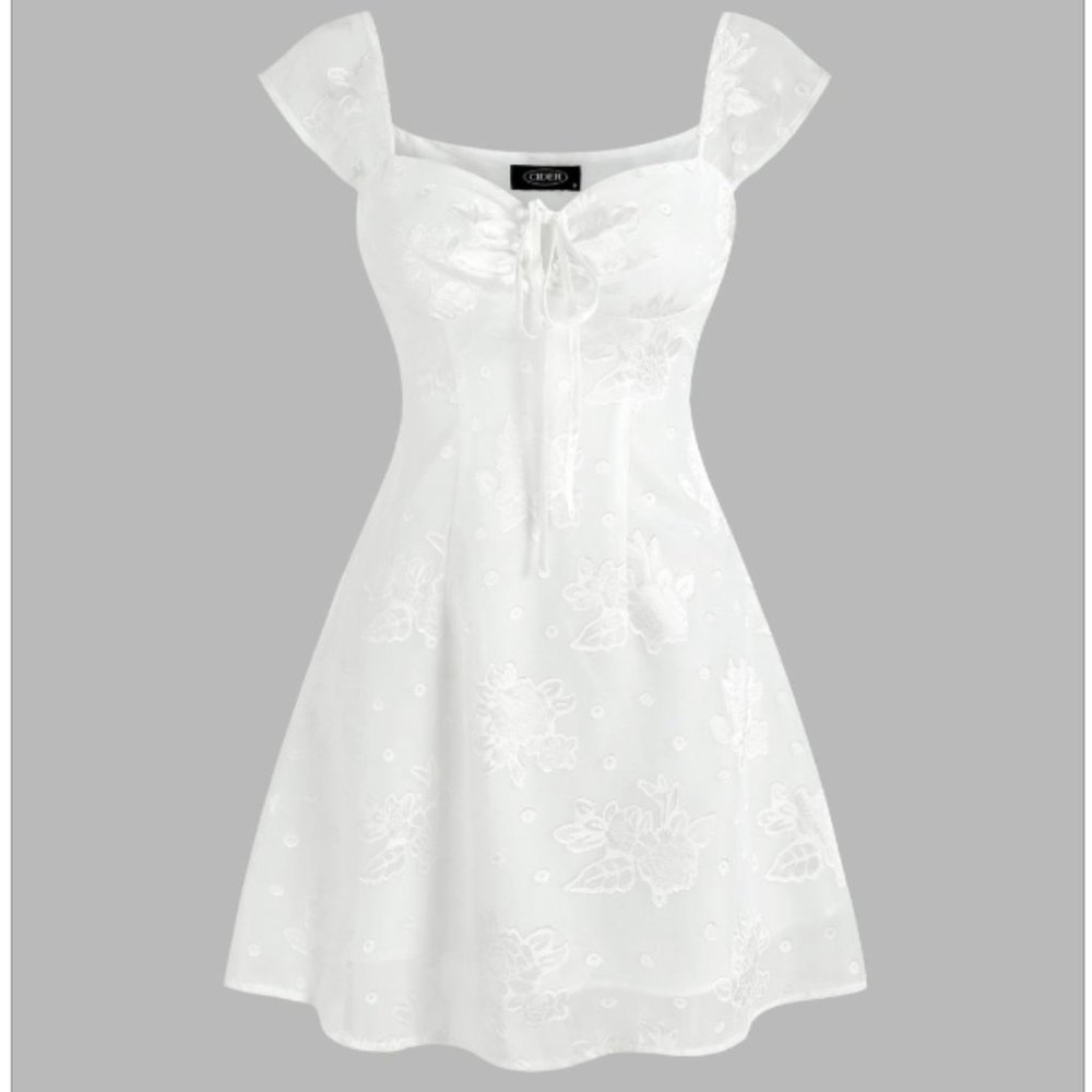 {Cider} Floral Vintage Style Feminine White Mini Dress with Lace Appliqué Bridal